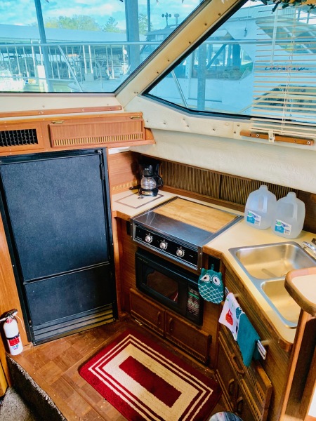 1986 Sea Ray 360 Aft Cabin