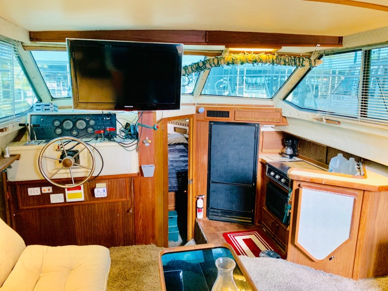 1986 Sea Ray 360 Aft Cabin