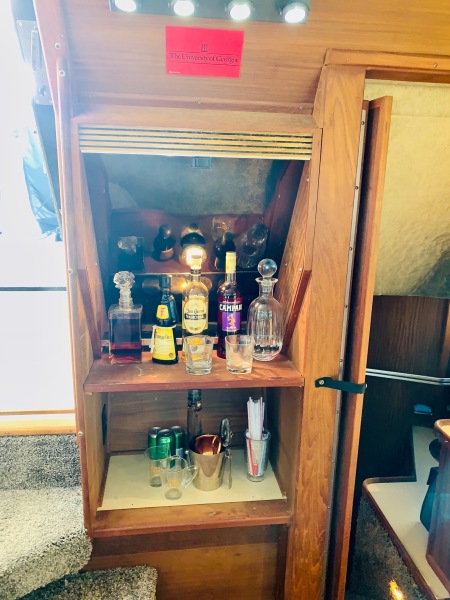1986 Sea Ray 360 Aft Cabin