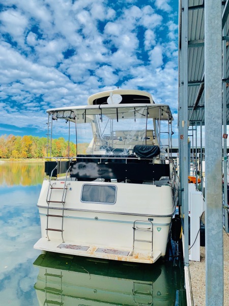 1986 Sea Ray 360 Aft Cabin