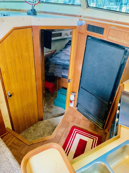 1986 Sea Ray 360 Aft Cabin