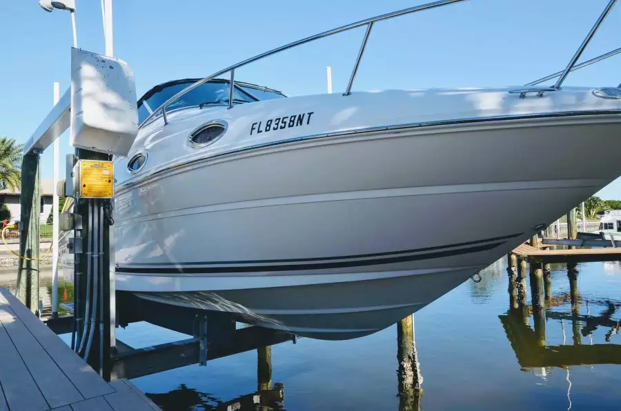 2008 Sea Ray 240 Sundancer