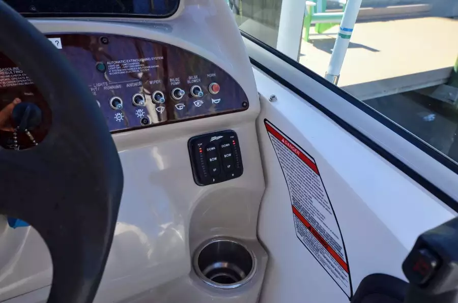 2008 Sea Ray 240 Sundancer