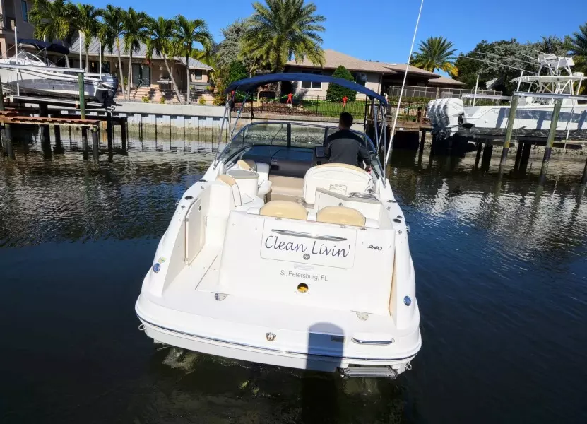 2008 Sea Ray 240 Sundancer
