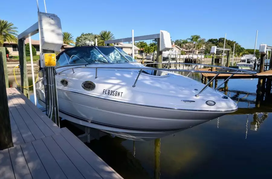 2008 Sea Ray 240 Sundancer