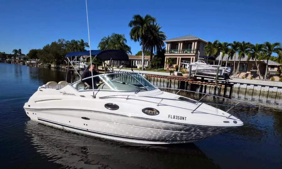 2008 Sea Ray 240 Sundancer