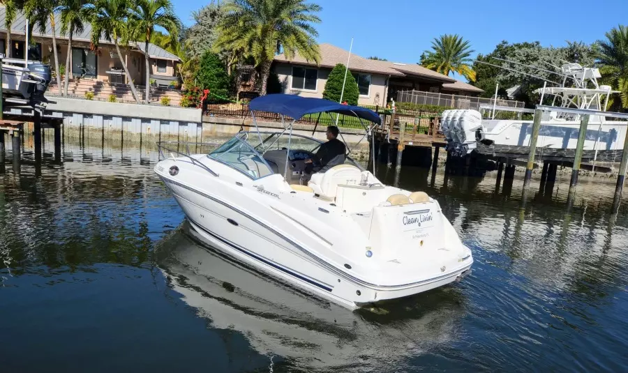 2008 Sea Ray 240 Sundancer