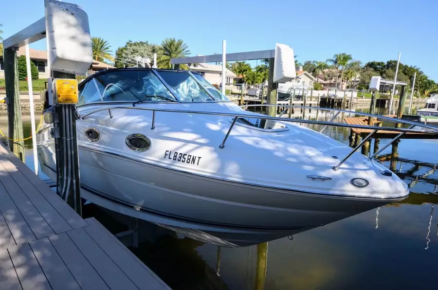 2008 Sea Ray 240 Sundancer