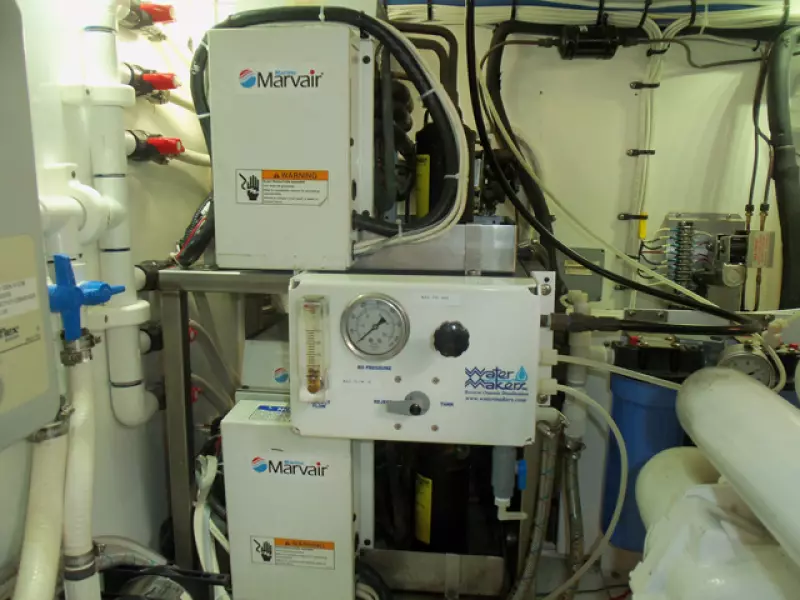 Watermaker Outboard of Starboard Engine