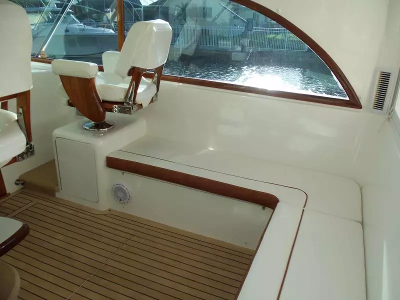 Helm Deck Seating Starboard