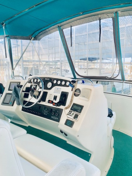 1997 Silverton 372