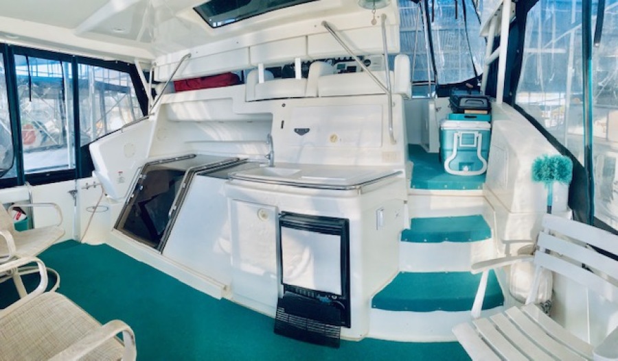 1997 Silverton 372
