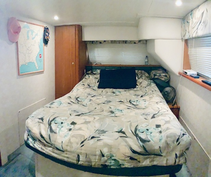 1997 Silverton 372