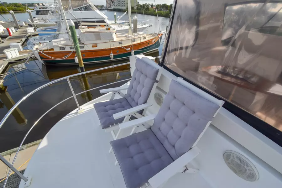 Davit and Seating