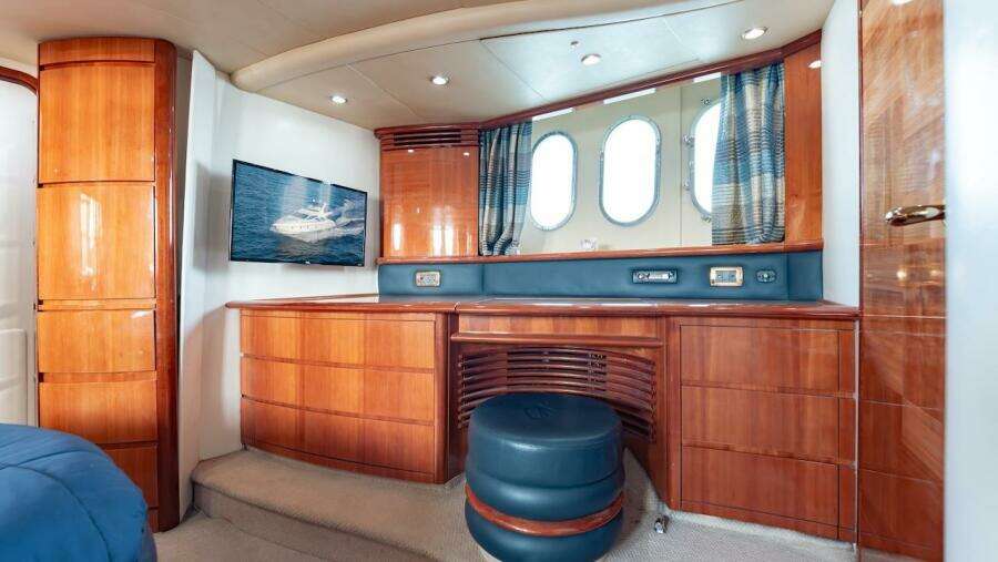 Alana Rose 62ft Azimut Yacht For Sale