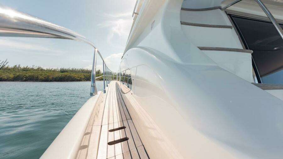 Alana Rose 62ft Azimut Yacht For Sale