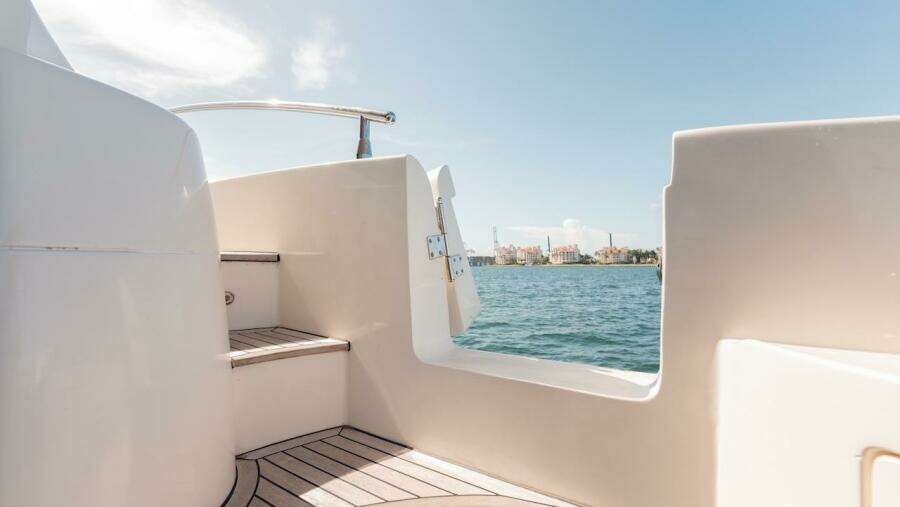 Alana Rose 62ft Azimut Yacht For Sale