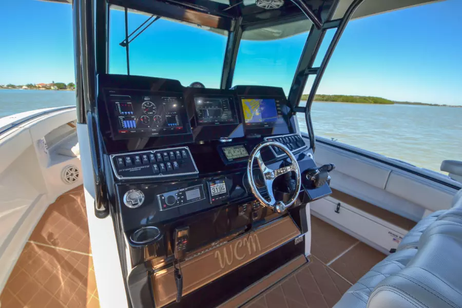 Helm 4200 Siesta