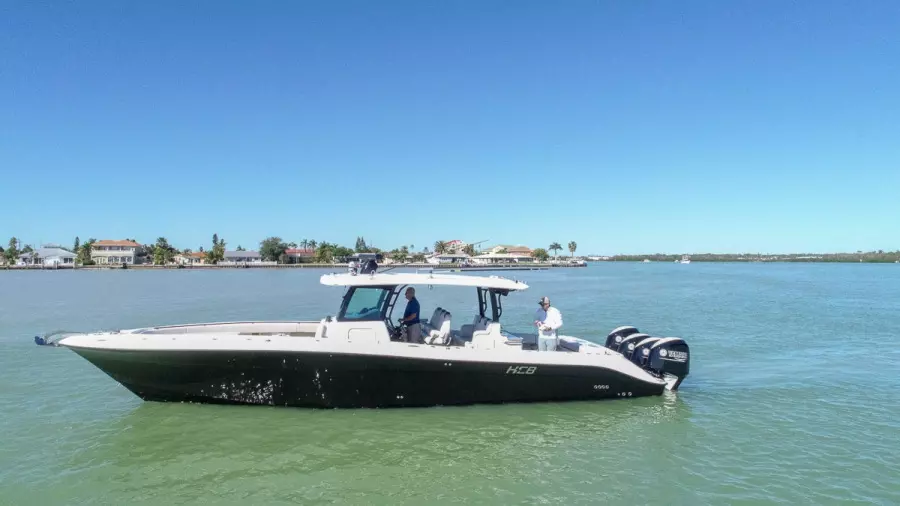 Black Hull