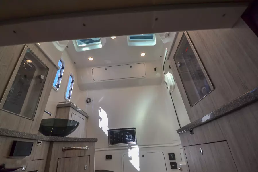 2018 Hydra-Sports 4200 Siesta