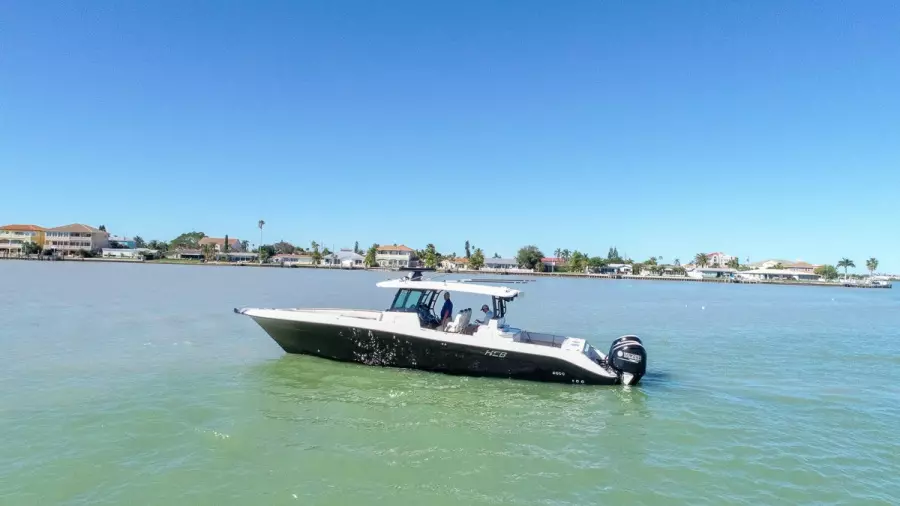 2018 Hydra-Sports 4200 Siesta