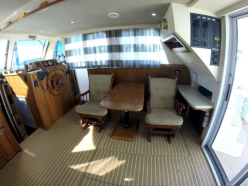 1998 Mainship 350