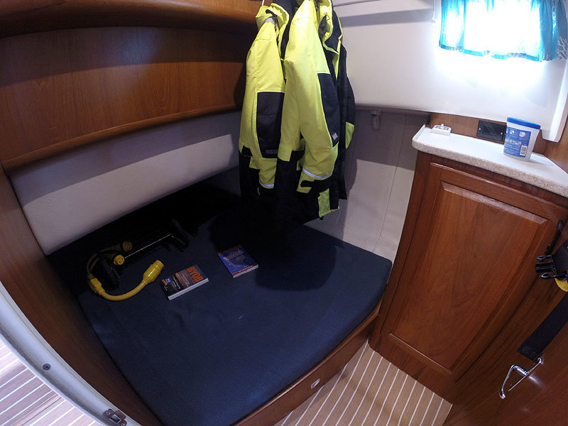 1998 Mainship 350