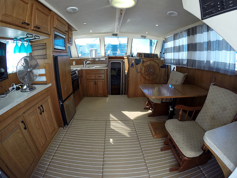 1998 Mainship 350