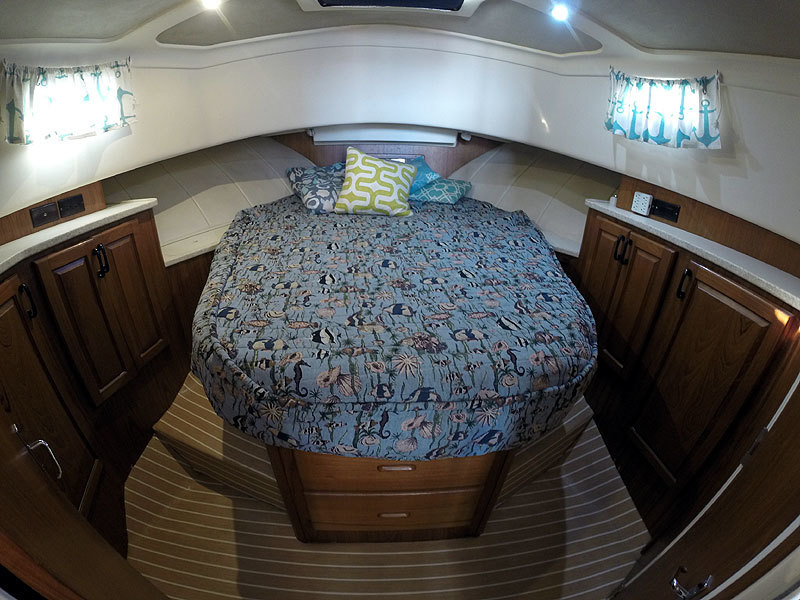 1998 Mainship 350