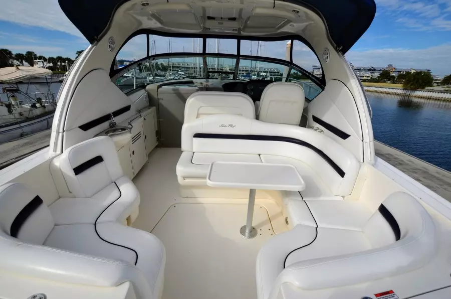 2008 Sea Ray 38 Sundancer