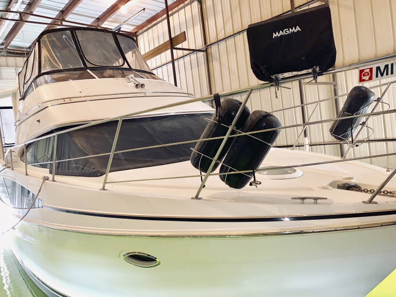 2006 Carver 41