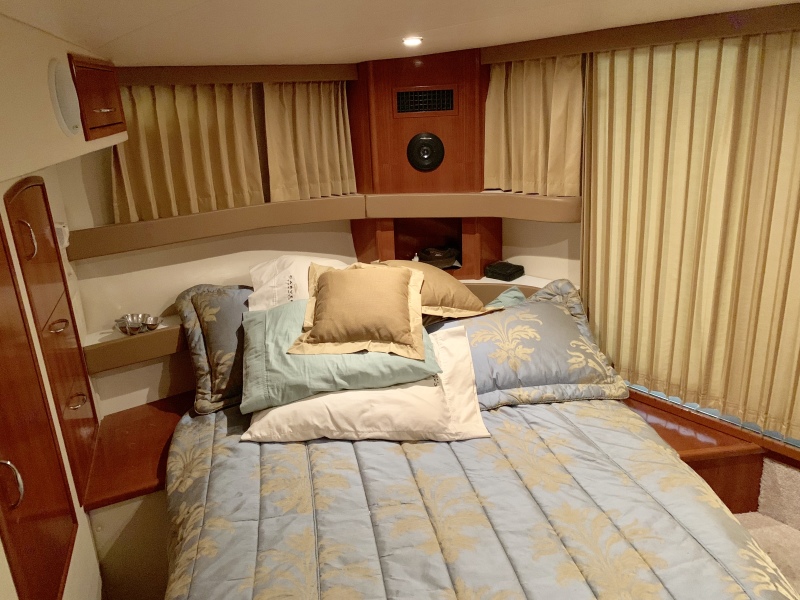 2006 Carver 41