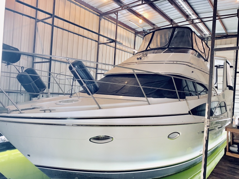 2006 Carver 41