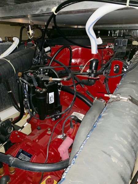 2006 Carver 41