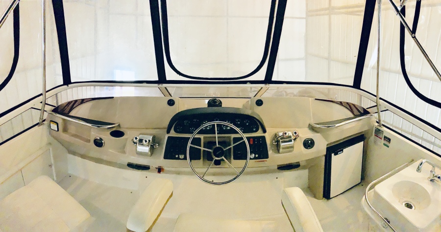 2006 Carver 41