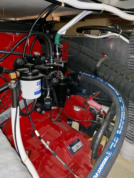2006 Carver 41