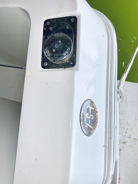 2006 Carver 41