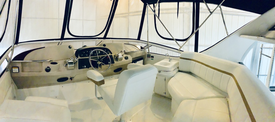 2006 Carver 41