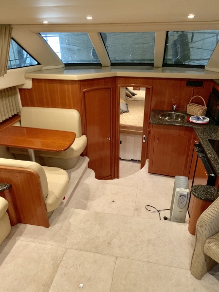 2006 Carver 41