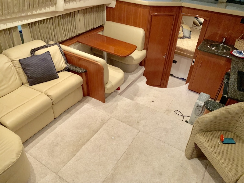 2006 Carver 41