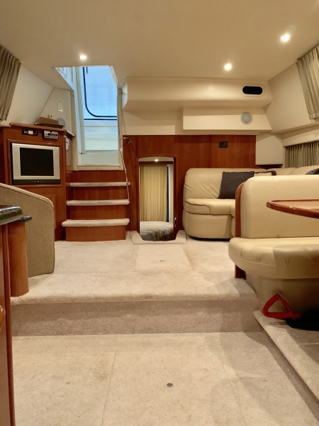 2006 Carver 41