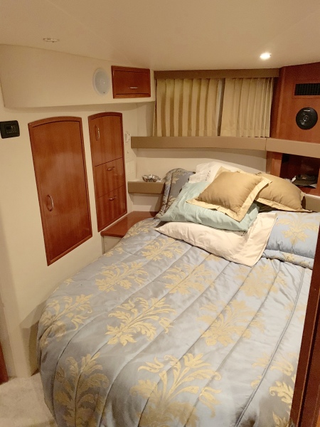 2006 Carver 41