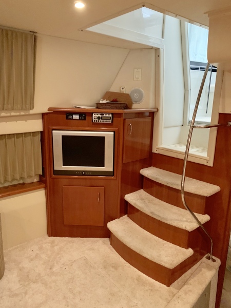 2006 Carver 41