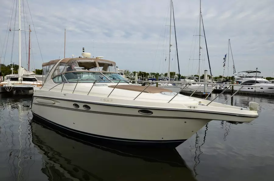1998 Maxum 3700SCR