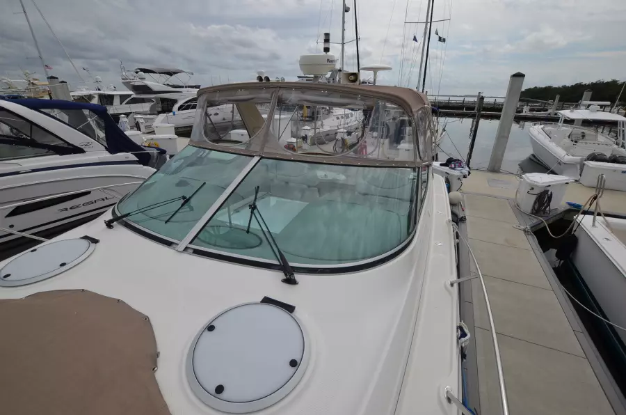 1998 Maxum 3700SCR