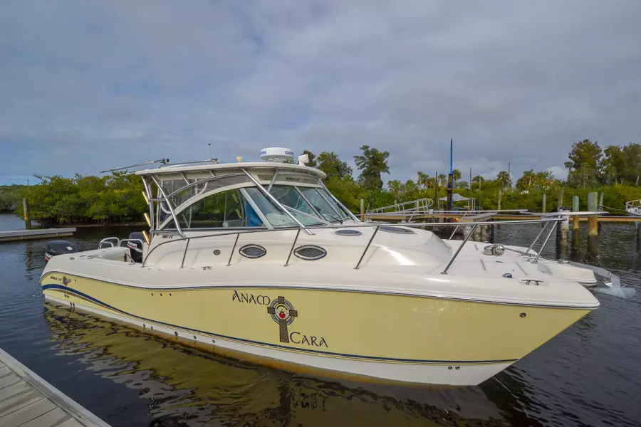 2007 World Cat 320 EC