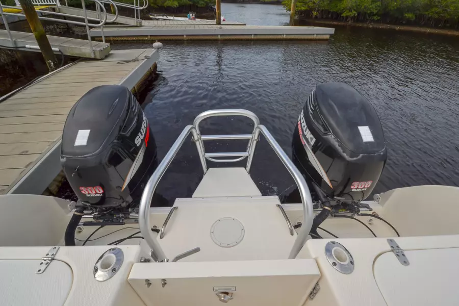 2007 World Cat 320 EC