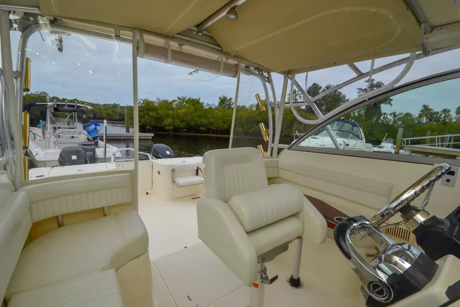 2007 World Cat 320 EC