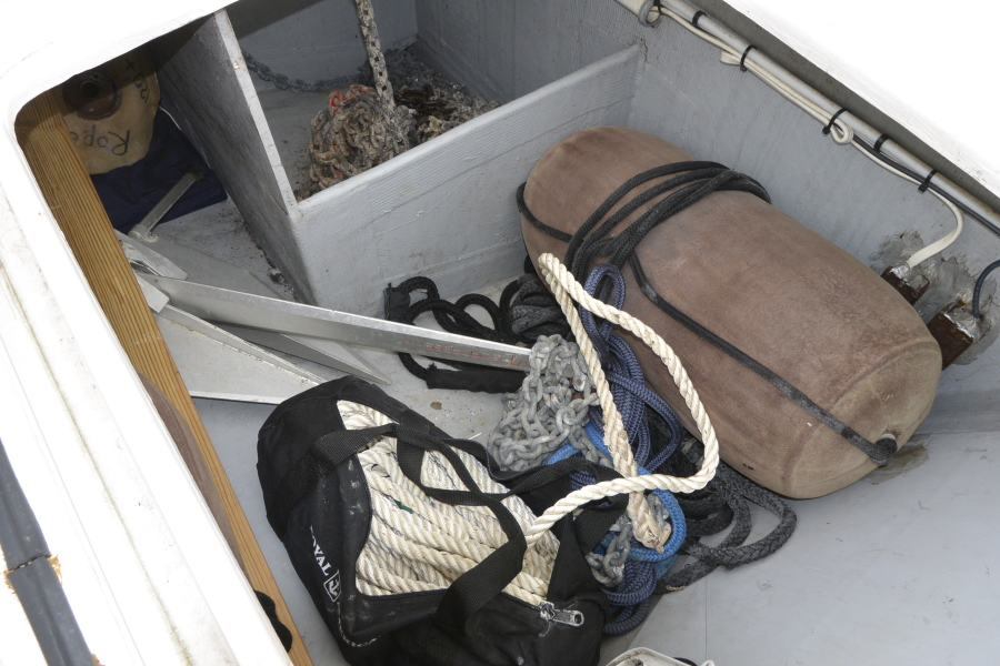2003 Endeavour Trawlercat 44
