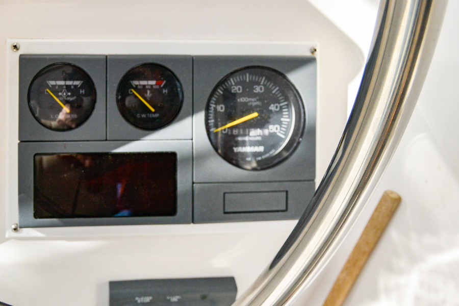 2003 Endeavour Trawlercat 44